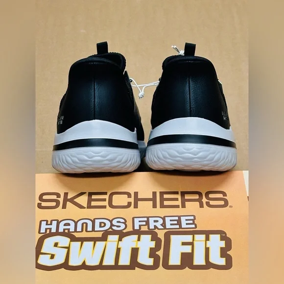 NEW- Men’s Skechers Hands Free Swift Fit (black) - Picture 9 of 11